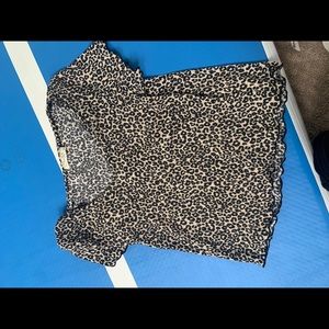 Cheetah print shirt - s